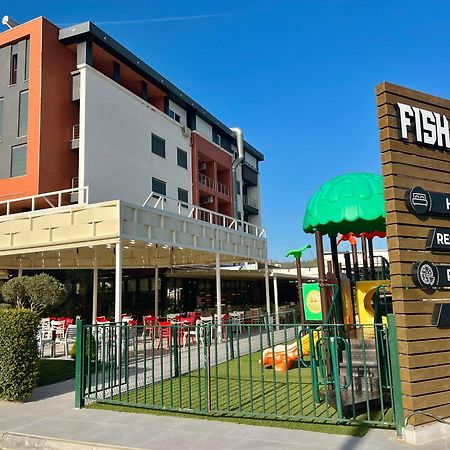Hotel Fish Land Plazhi San Pietro Bagian luar foto