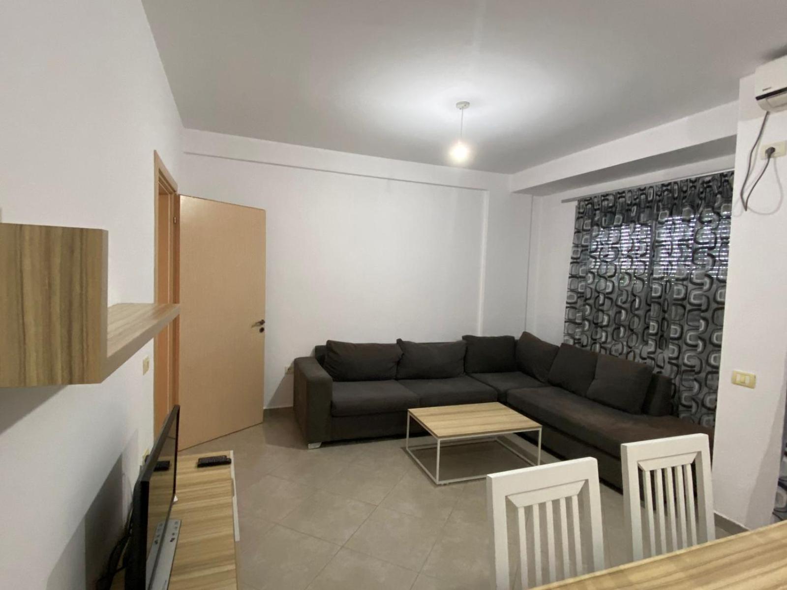 Hotel Fish Land Plazhi San Pietro Bagian luar foto