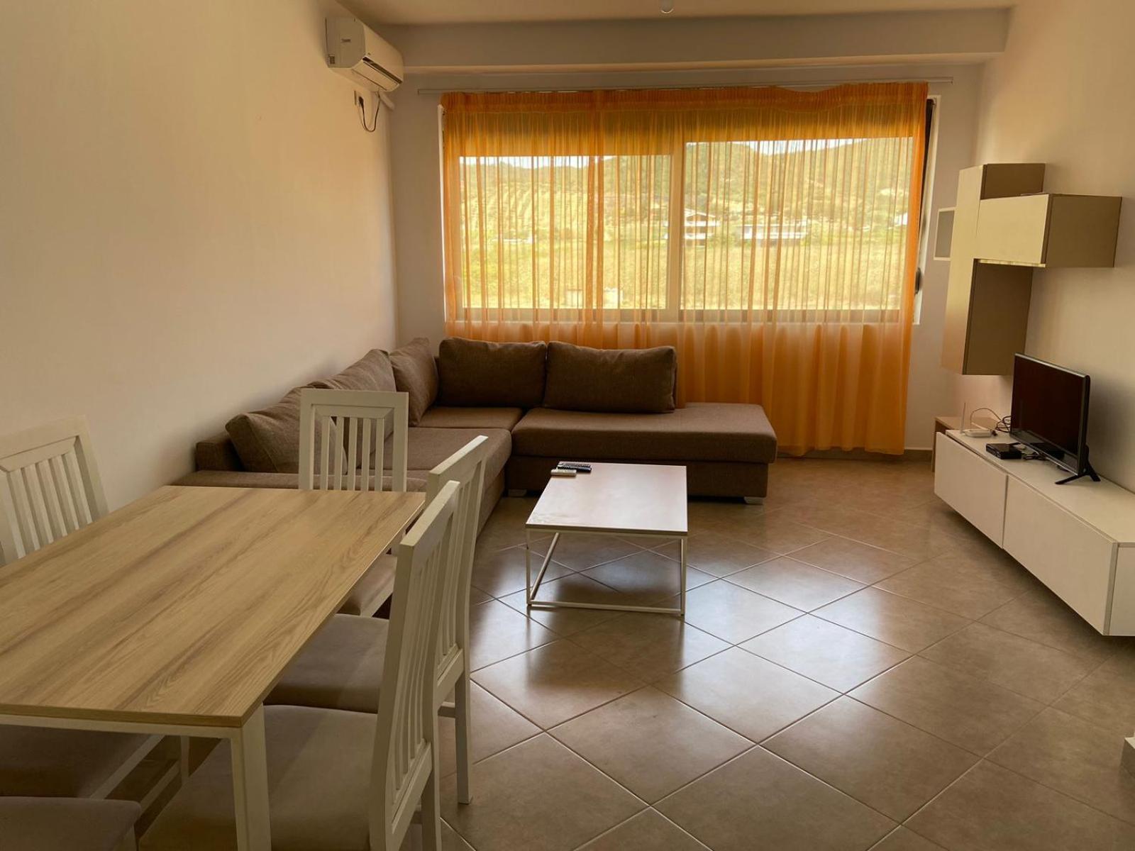 Hotel Fish Land Plazhi San Pietro Bagian luar foto
