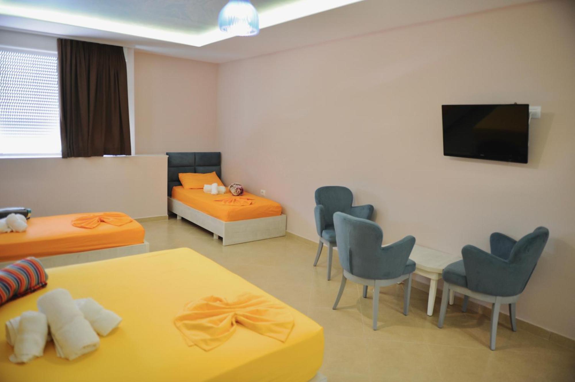 Hotel Fish Land Plazhi San Pietro Bagian luar foto