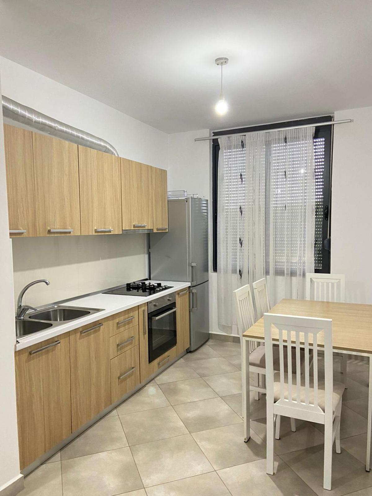 Hotel Fish Land Plazhi San Pietro Bagian luar foto